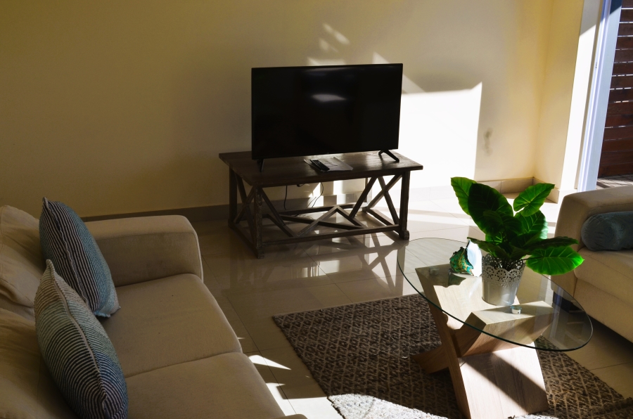 To Let 1 Bedroom Property for Rent in Strand North Western Cape